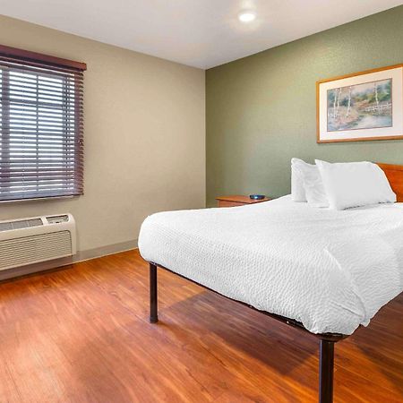 Extended Stay America Select Suites - Wilmington - West Екстериор снимка