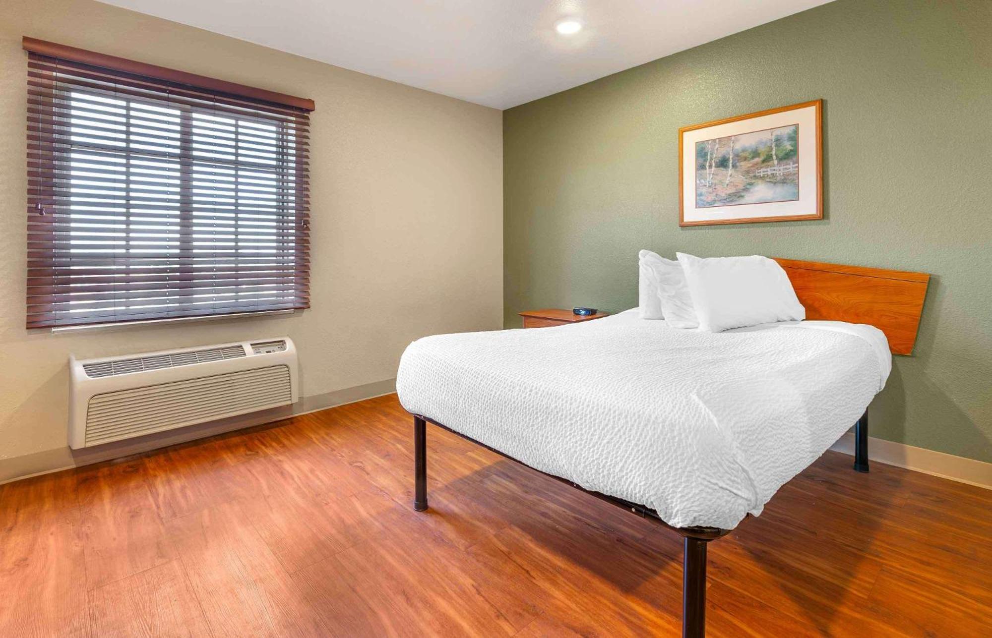 Extended Stay America Select Suites - Wilmington - West Екстериор снимка
