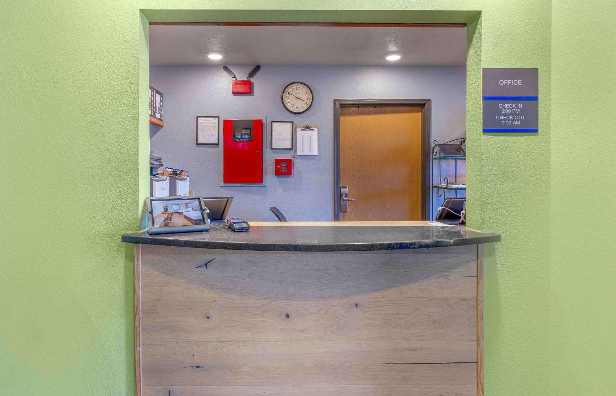 Extended Stay America Select Suites - Wilmington - West Екстериор снимка