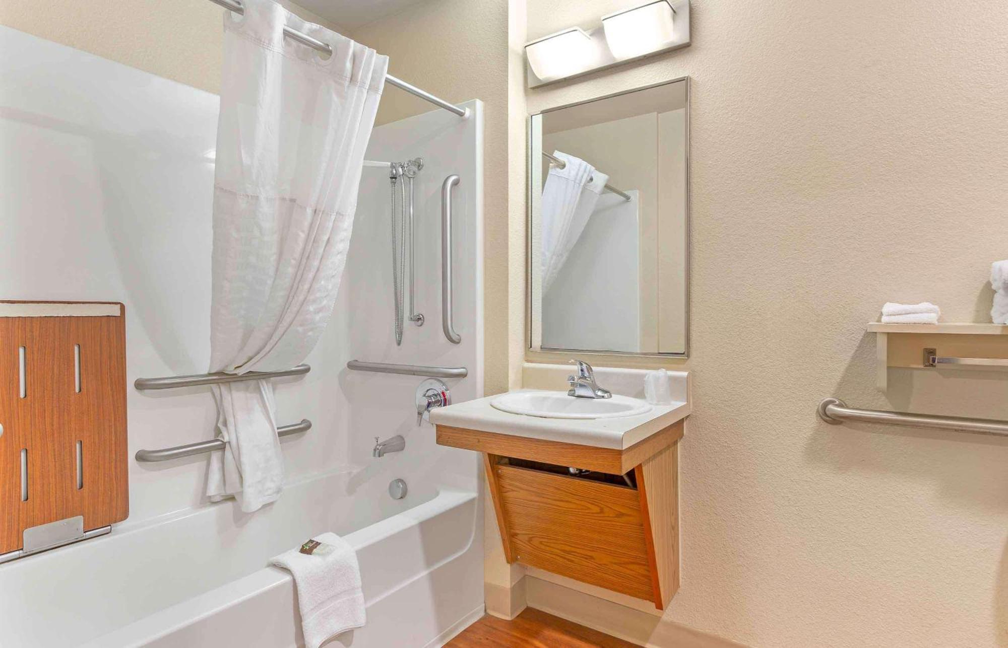 Extended Stay America Select Suites - Wilmington - West Екстериор снимка